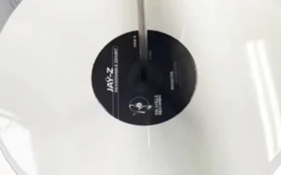 Jay-Z lanza edición limitada en vinilo blanco de ‘Reasonable Doubt’